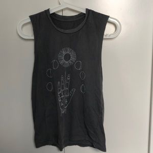 Women’s brandy Melville graphic tee